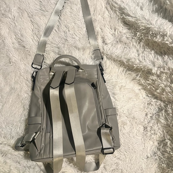 Grey backpack purse - Picture 5 of 8